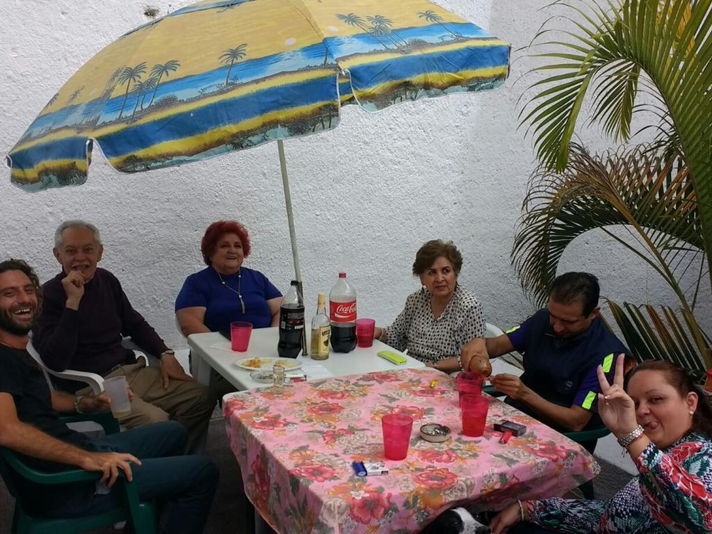Hostal Casa Anita Guadalajara Buitenkant foto